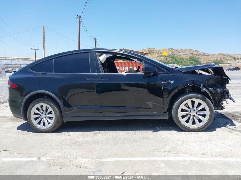 2020 Tesla Model X Long Range Dual Motor All-Wheel Drive/Long Range Plus Dual Motor All-Wheel Drive VIN: 5YJXCAE25LF303643 Lot: 39586221