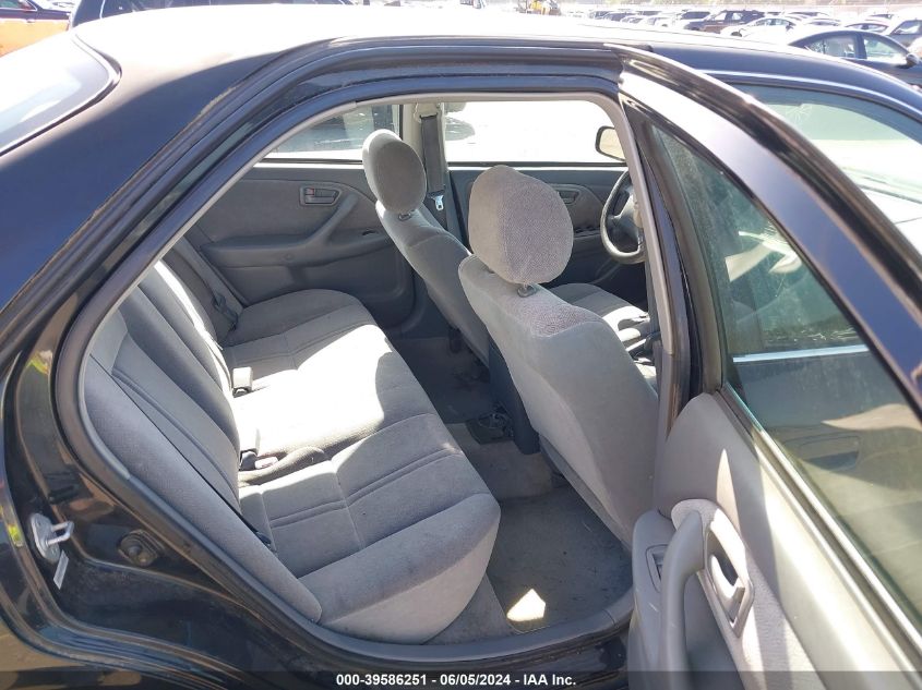 2000 Toyota Camry Ce VIN: 4T1BG22K7YU988439 Lot: 39586251