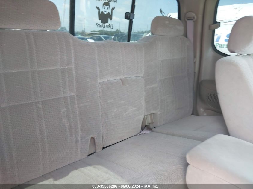 2002 Toyota Tundra Sr5 V8 VIN: 5TBRT34112S319256 Lot: 39586286