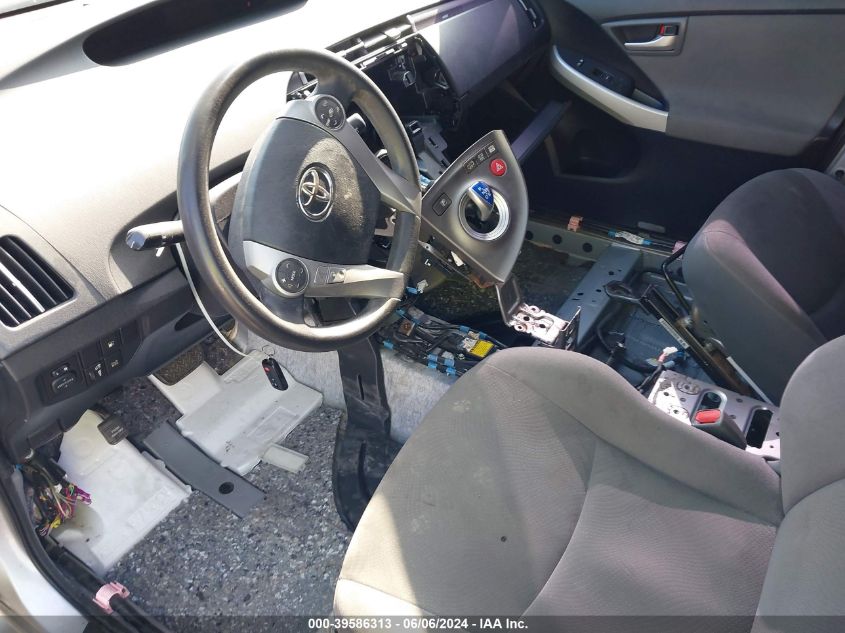 2015 Toyota Prius Plug-In Base (Cvt) VIN: JTDKN3DPXF3066078 Lot: 39586313