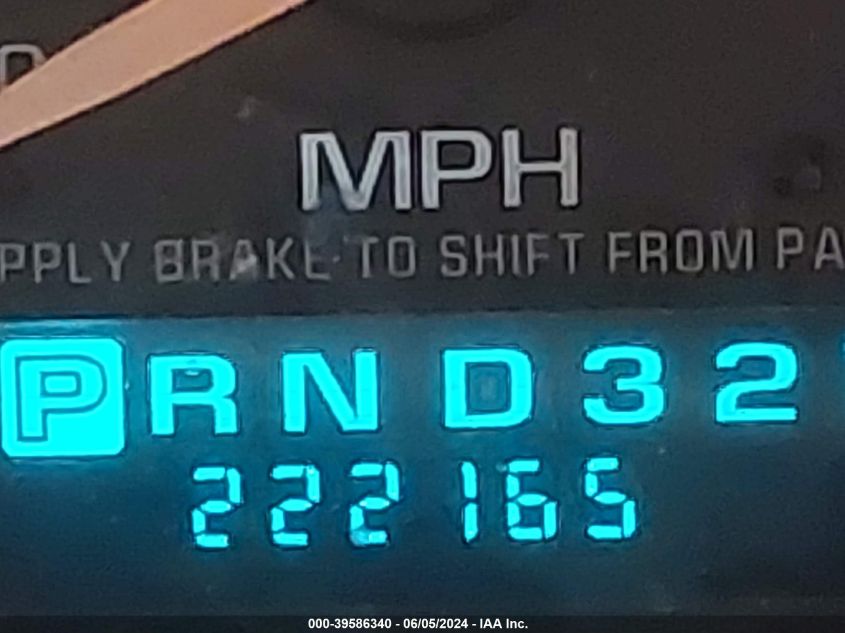 2002 GMC Sierra 1500 Denali VIN: 2GTFK69U721361343 Lot: 39586340