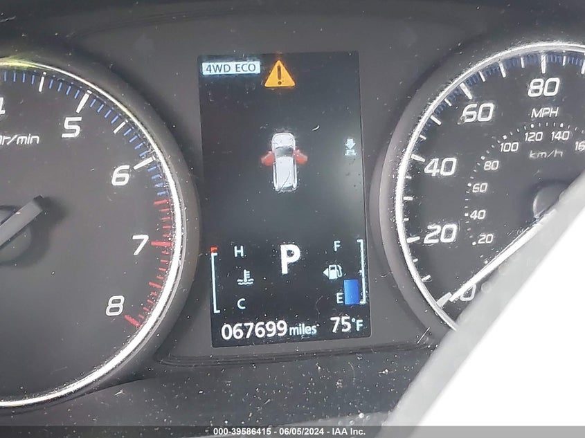 2018 Mitsubishi Outlander Es/Le/Se/Sel VIN: JA4AZ3A33JZ067798 Lot: 39586415