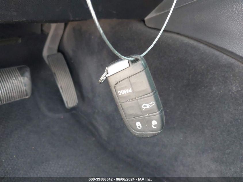 2015 Chrysler 300 Limited VIN: 2C3CCAAG1FH867907 Lot: 39586542