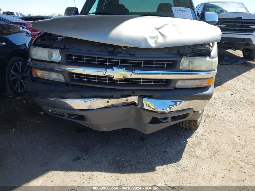 2002 Chevrolet Silverado 1500 Ls VIN: 1GCEK19T32E301998 Lot: 39586556