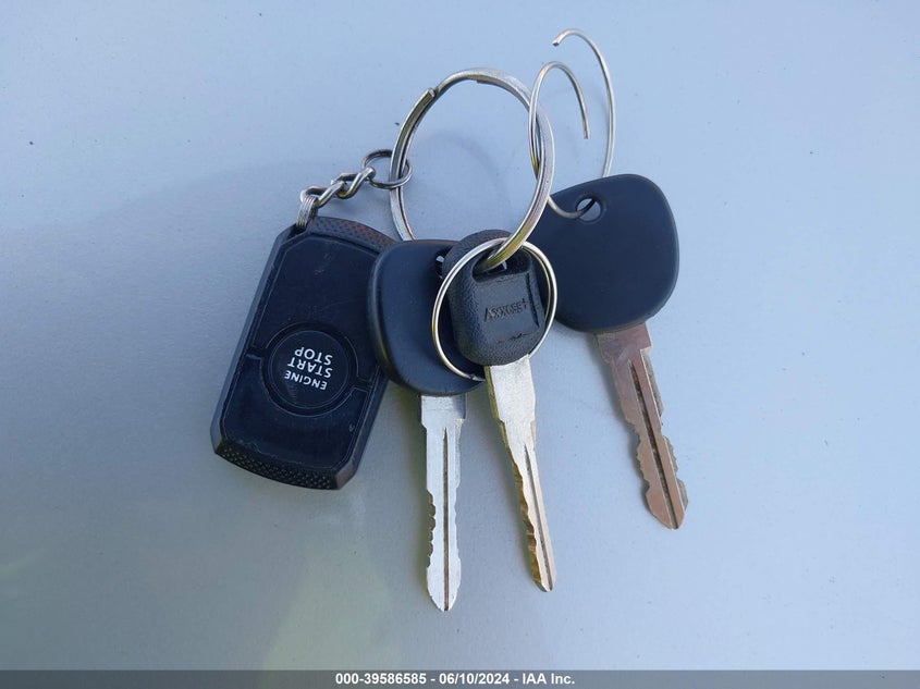 2000 Chevrolet Silverado 1500 Ls VIN: 1GCEK19T9YE411317 Lot: 39586585