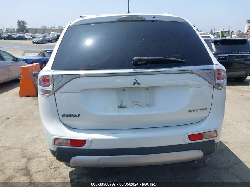 2015 Mitsubishi Outlander Es VIN: JA4AD2A31FZ011570 Lot: 39586797