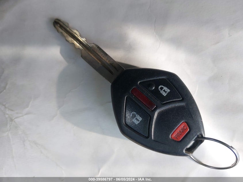 2015 Mitsubishi Outlander Es VIN: JA4AD2A31FZ011570 Lot: 39586797