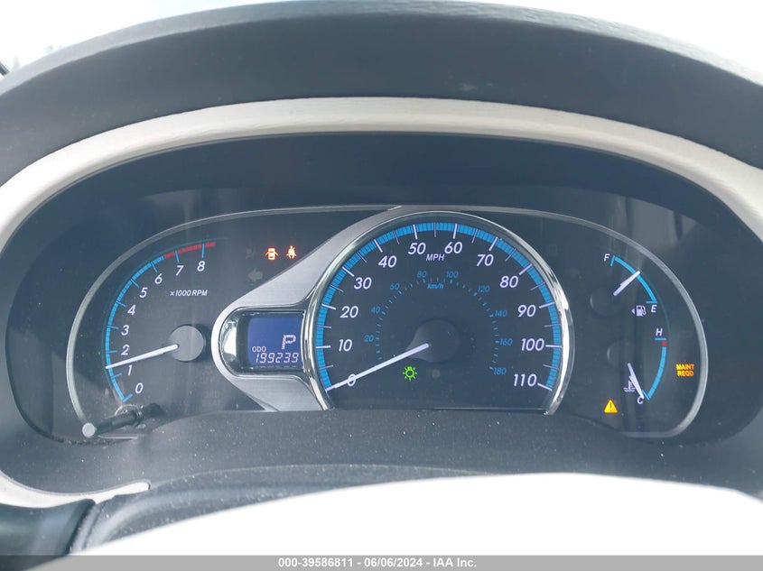 2011 Toyota Sienna Limited V6 VIN: 5TDYK3DCXBS074089 Lot: 39586811