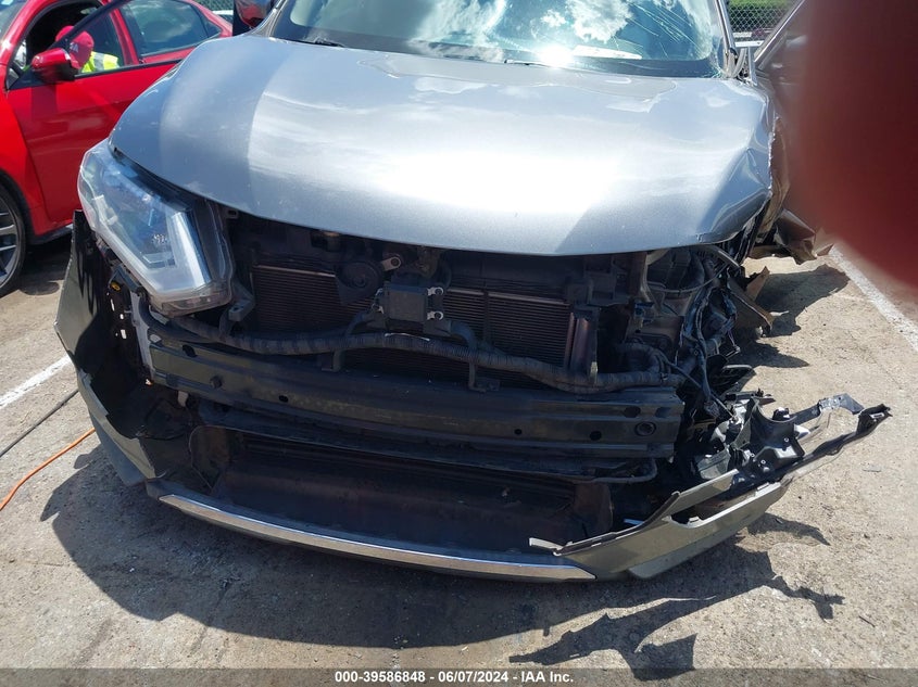 2018 Nissan Rogue Sv VIN: KNMAT2MT0JP589183 Lot: 39586848