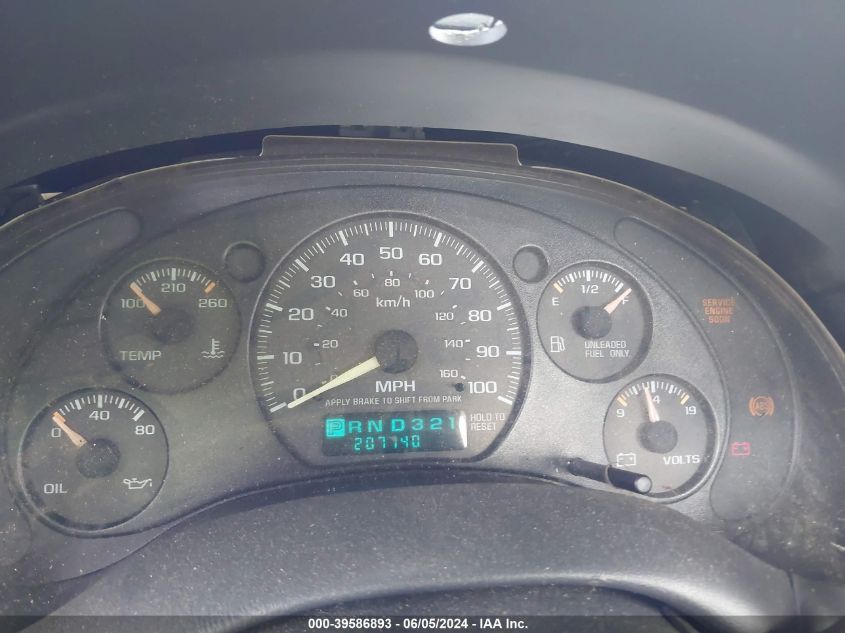 1998 GMC Sonoma Sl VIN: 1GTCS1442W8517949 Lot: 39586893