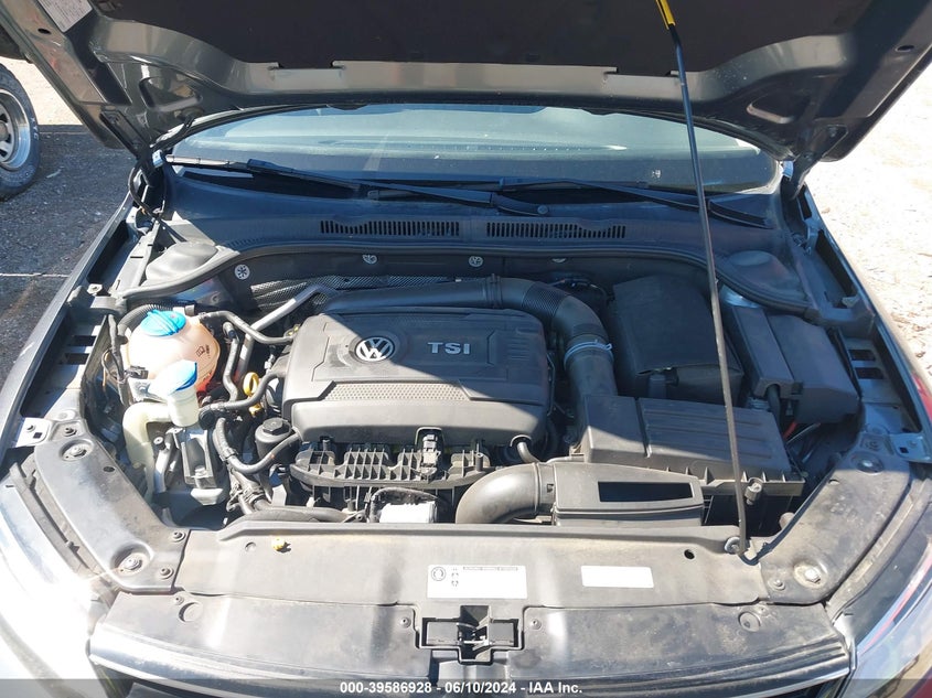 2015 Volkswagen Jetta 1.8T Se VIN: 3VWD07AJ9FM414477 Lot: 39586928