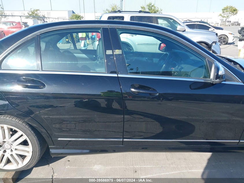 2008 Mercedes-Benz C 300 Luxury/Sport VIN: WDDGF54X38F067501 Lot: 39586975