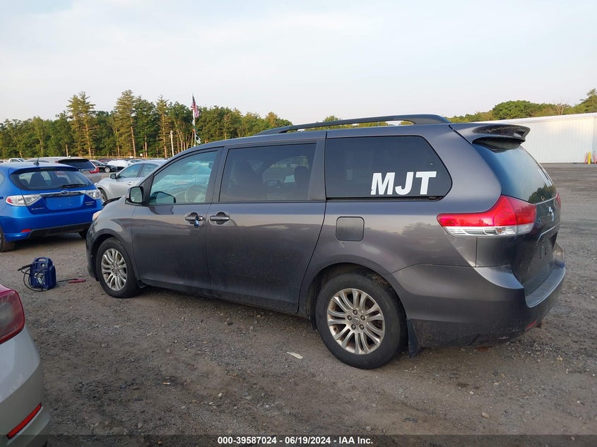 2012 Toyota Sienna Xle V6 8 Passenger VIN: 5TDYK3DC4CS231262 Lot: 39587024