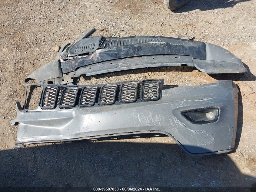 VIN 1C4RJFAGXMC675166 2021 JEEP GRAND CHEROKEE LAREDO X 4X4