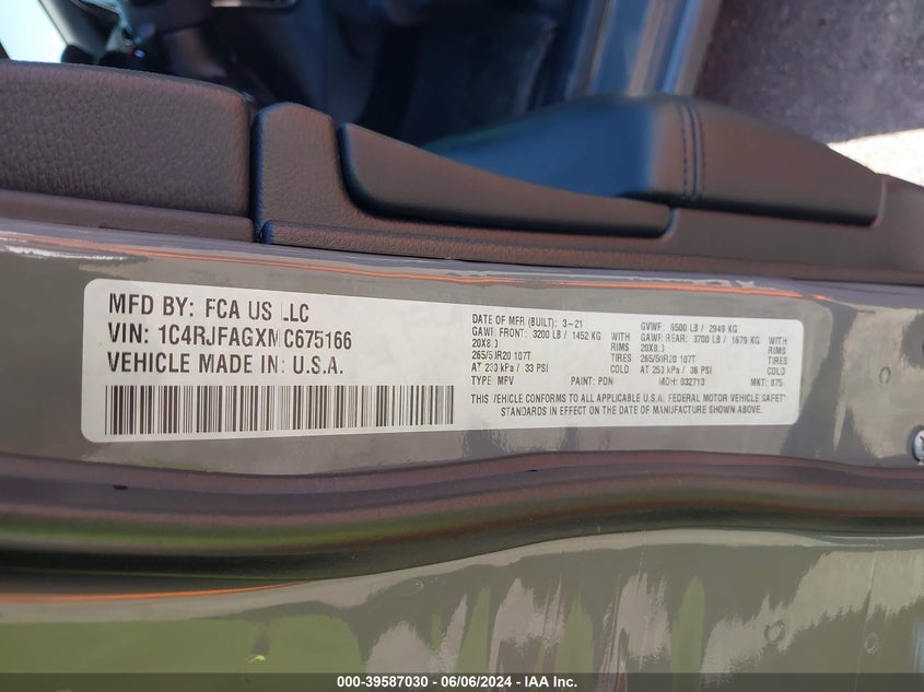 VIN 1C4RJFAGXMC675166 2021 JEEP GRAND CHEROKEE LAREDO X 4X4