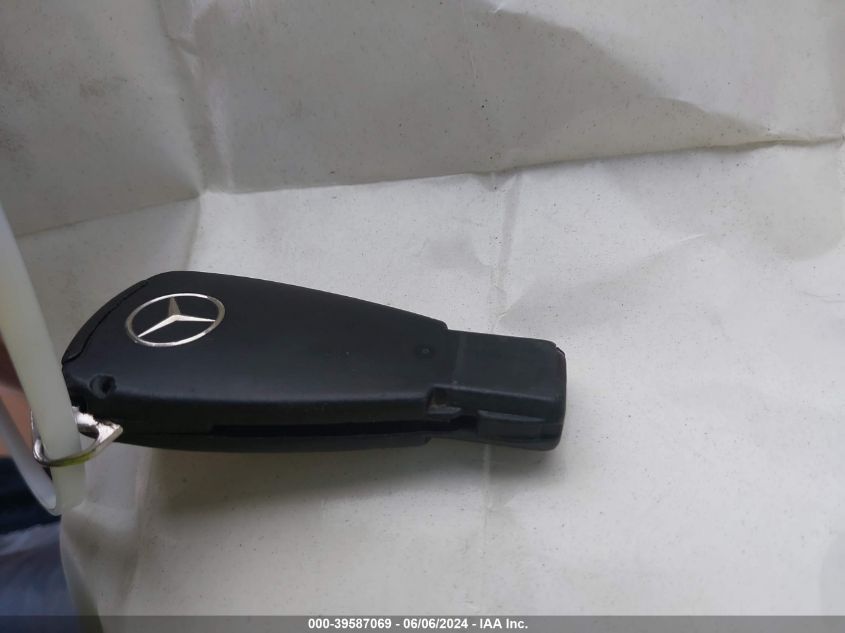 2000 Mercedes-Benz E 320 VIN: WDBJF65J1YB020246 Lot: 39587069