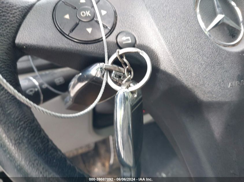 2008 Mercedes-Benz C 300 Luxury 4Matic/Sport 4Matic VIN: WDDGF81X18F130679 Lot: 39587092