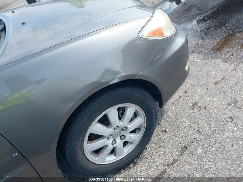 2003 Toyota Camry Xle V6 VIN: 4T1BF30K53U566819 Lot: 39587106