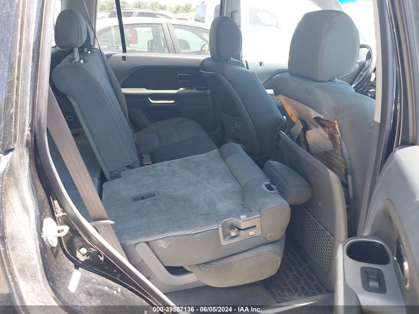 2008 Honda Pilot Vp VIN: 5FNYF18278B020630 Lot: 39587136