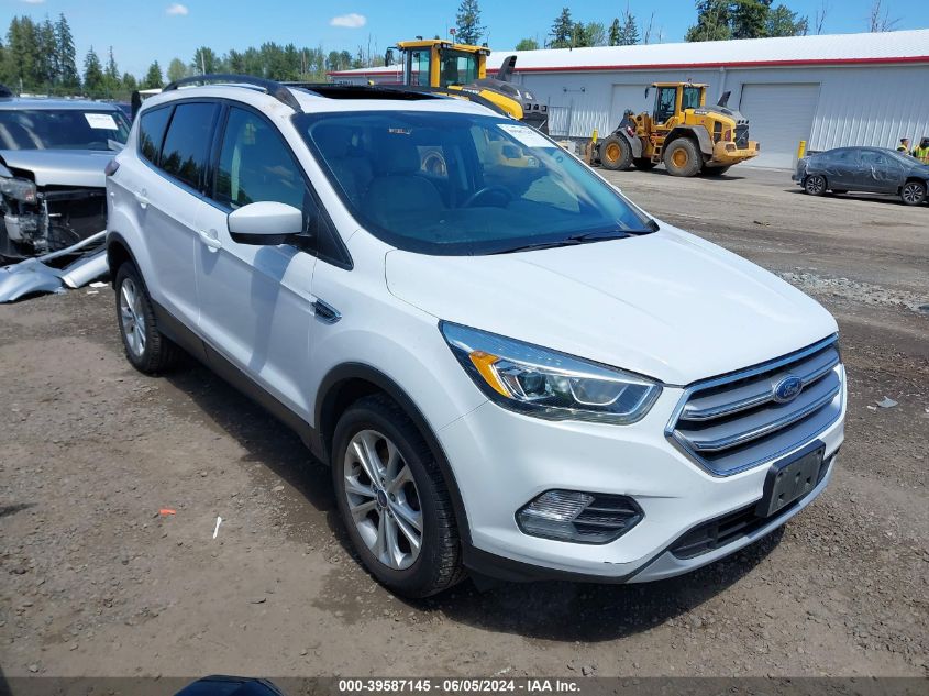 2017 FORD ESCAPE SE - 1FMCU9G93HUA25713