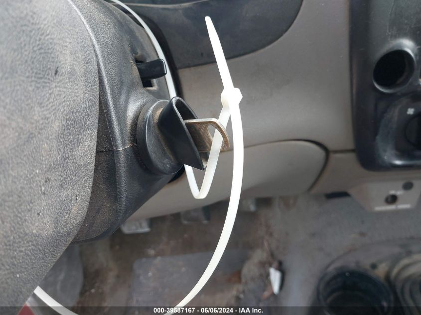 1998 Ford Ranger Splash/Xl/Xlt VIN: 1FTYR10U5WUC38557 Lot: 39587167