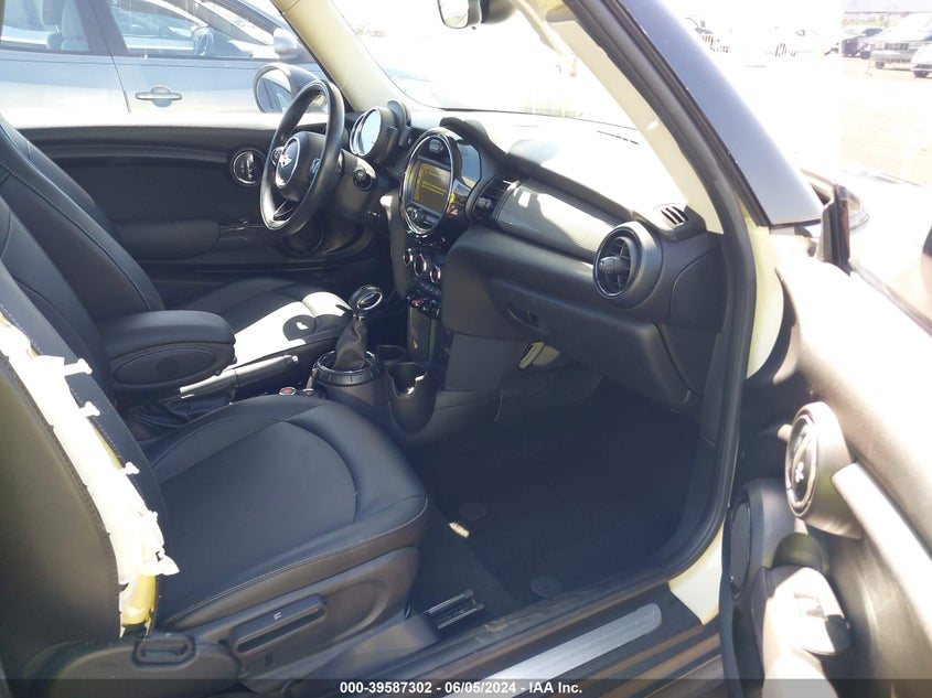 2017 Mini Hardtop Cooper VIN: WMWXP5C57H2D15974 Lot: 39587302