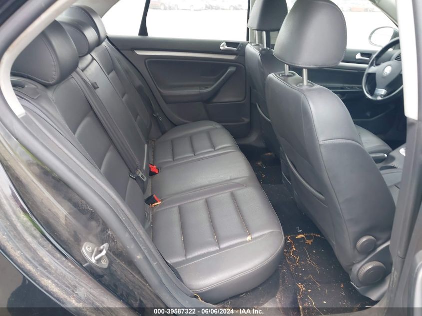 2008 Volkswagen Jetta Se/Sel VIN: 3VWRM71K48M152955 Lot: 39587322