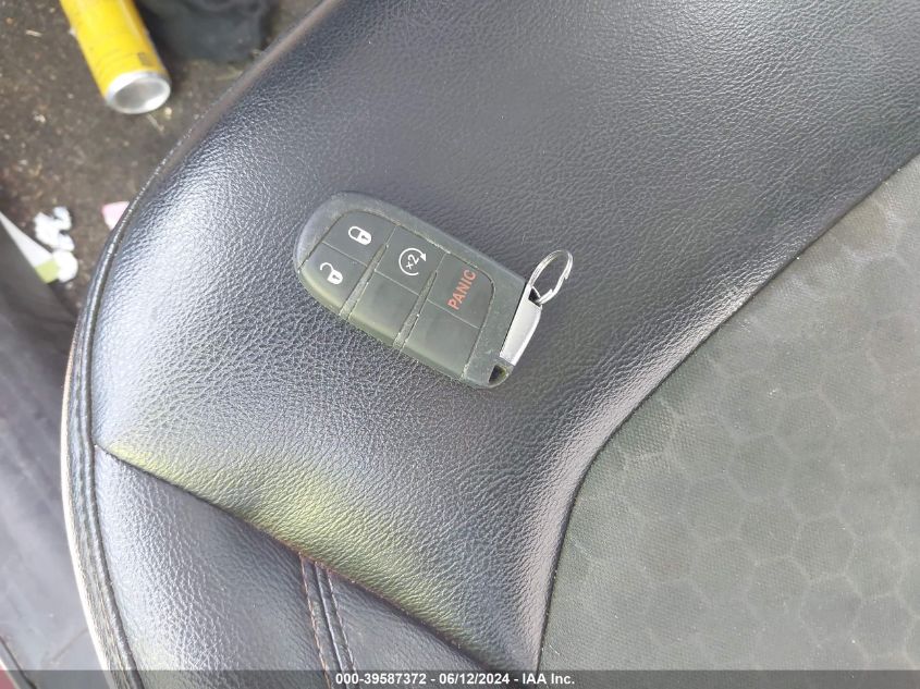 2019 Jeep Compass Latitude 4X4 VIN: 3C4NJDBB3KT818353 Lot: 39587372