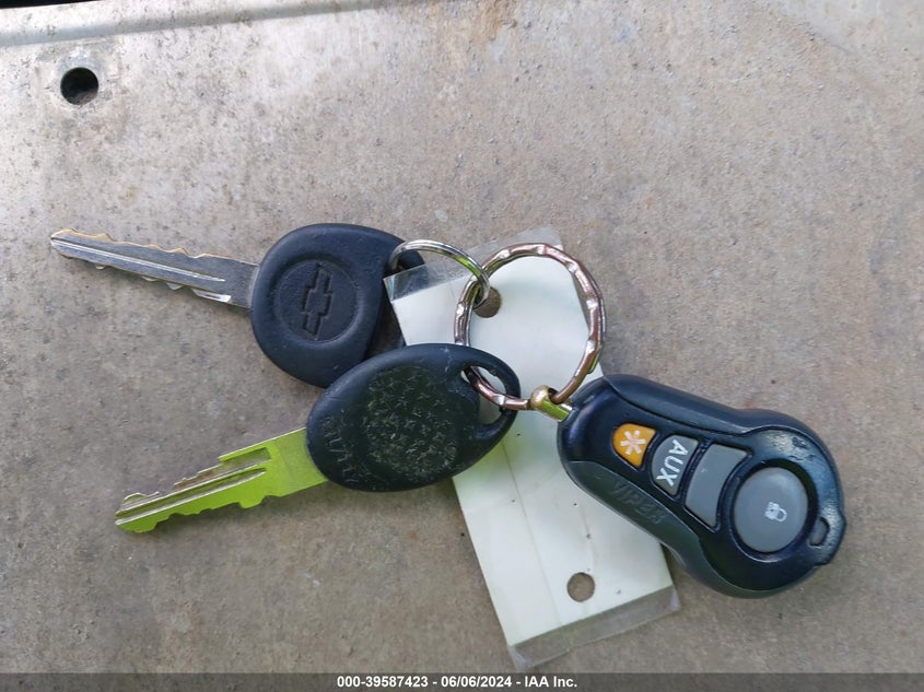 2006 Chevrolet Silverado 1500 Lt1 VIN: 2GCEK13T261104966 Lot: 39587423