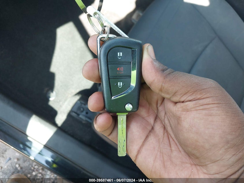 2019 TOYOTA RAV4 LE - 2T3H1RFV8KW026495