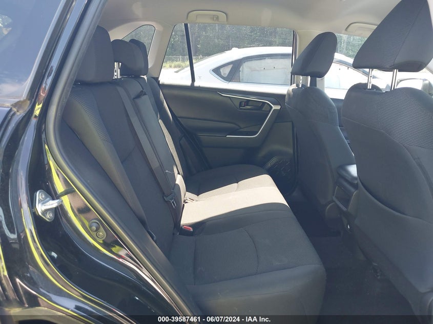 2019 TOYOTA RAV4 LE - 2T3H1RFV8KW026495
