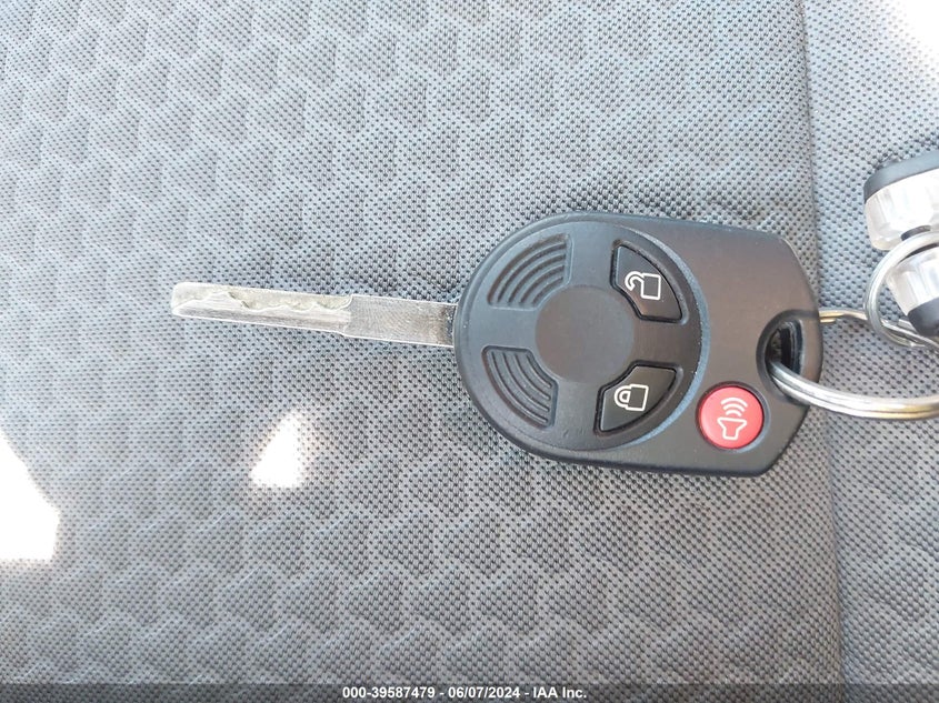 2017 Ford Escape Se VIN: 1FMCU0GD7HUC42696 Lot: 39587479