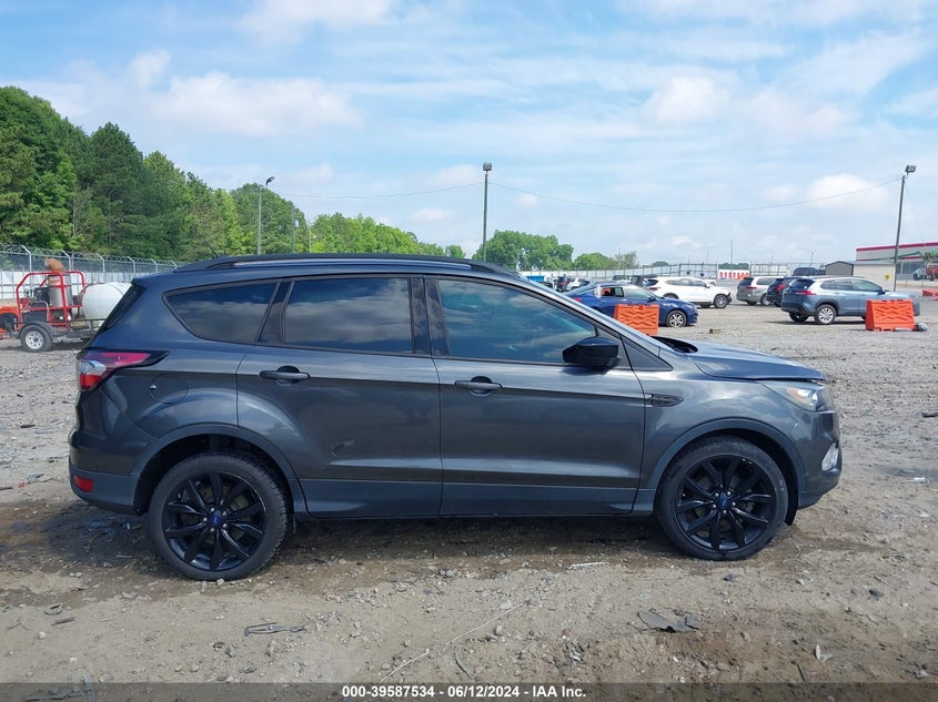 2018 Ford Escape Se VIN: 1FMCU0GD8JUB47568 Lot: 39587534
