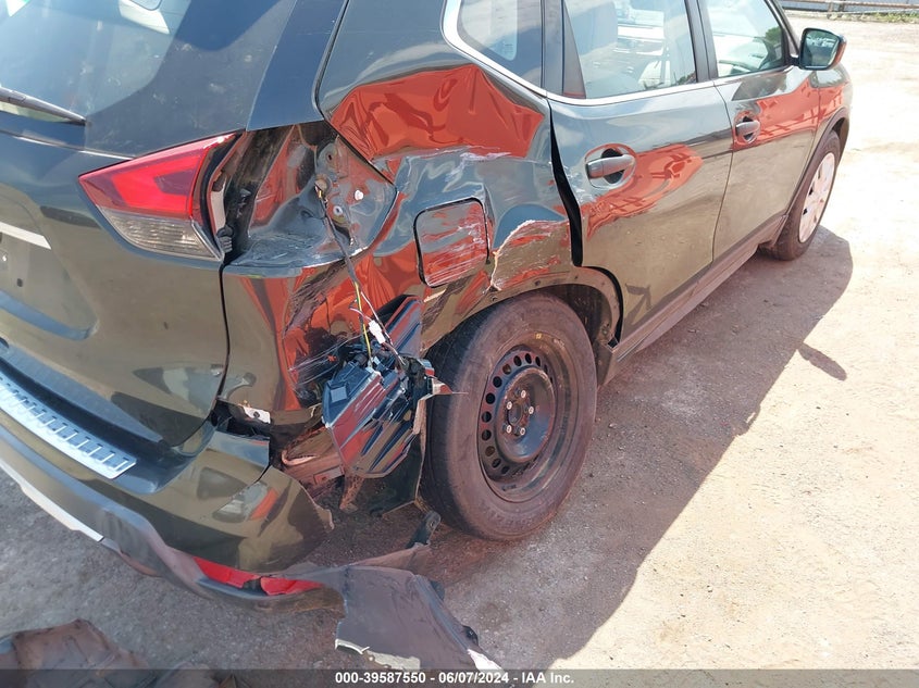 2017 Nissan Rogue S VIN: KNMAT2MT4HP525416 Lot: 39587550