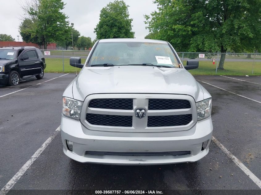 2017 Ram 1500 Express Quad Cab 4X4 6'4 Box VIN: 1C6RR7FT0HS852069 Lot: 39587757