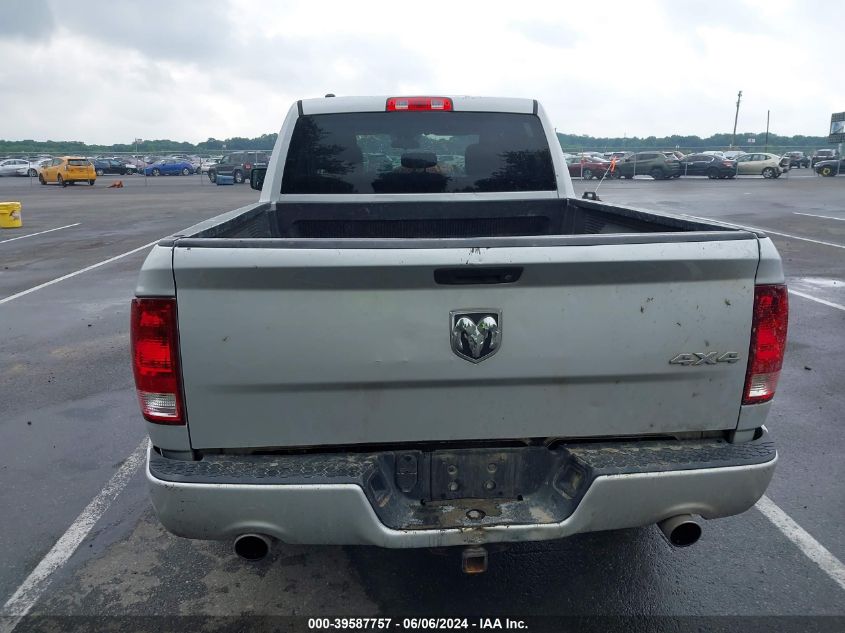 2017 Ram 1500 Express Quad Cab 4X4 6'4 Box VIN: 1C6RR7FT0HS852069 Lot: 39587757