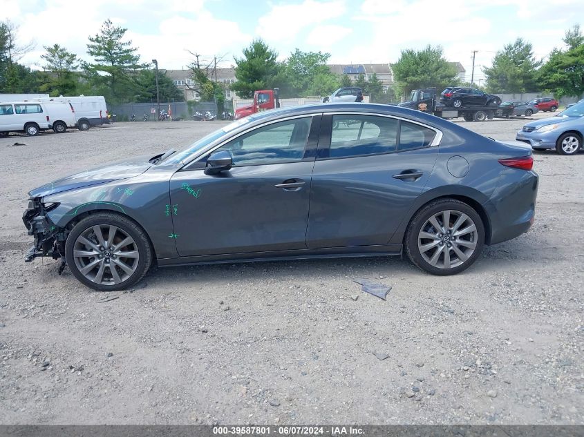 2022 Mazda Mazda3 Premium VIN: 3MZBPBDL0NM318965 Lot: 39587801