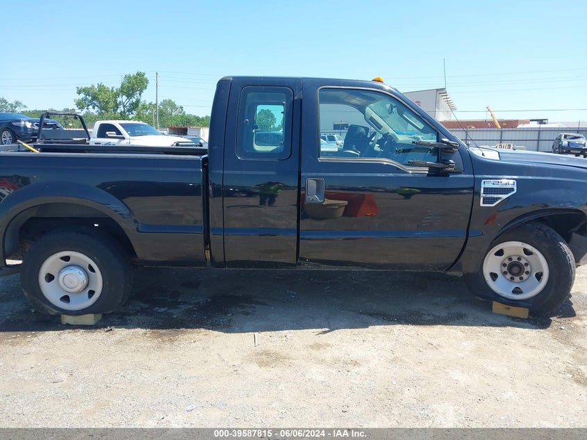 2009 Ford F-250 Lariat/Xl/Xlt VIN: 1FTNX20509EB16694 Lot: 39587815