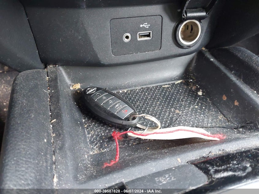 2018 Nissan Rogue Sv VIN: KNMAT2MVXJP597518 Lot: 39587828