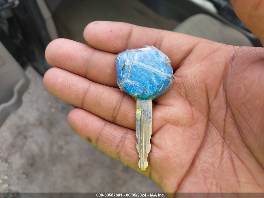 2008 Ford Focus Se/Ses VIN: 1FAHP35N98W268175 Lot: 39587881