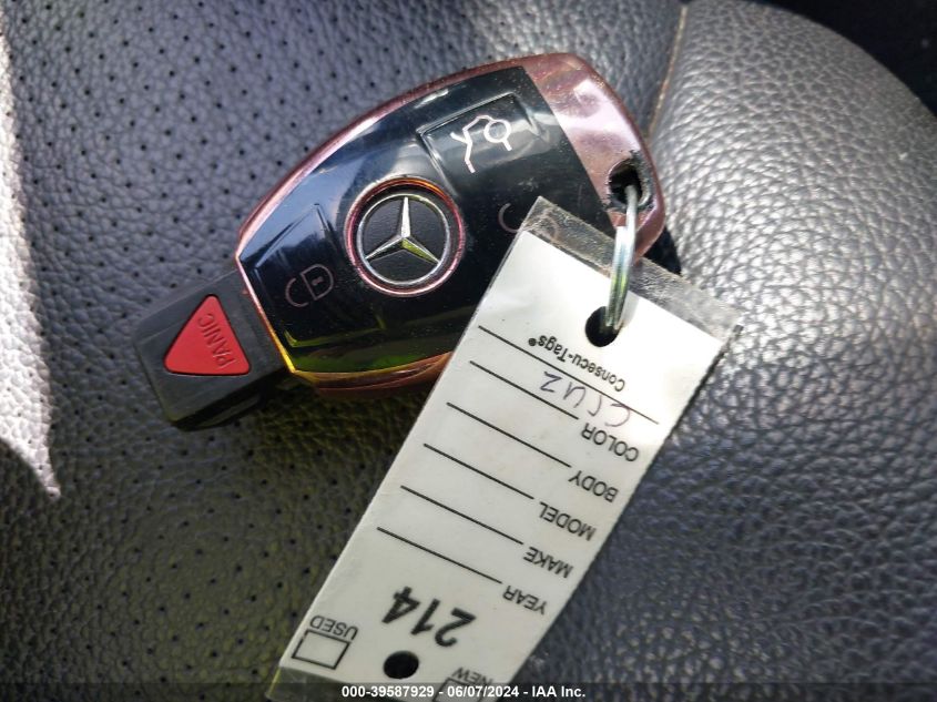 2013 Mercedes-Benz C 300 Luxury 4Matic/Sport 4Matic VIN: WDDGF8ABXDR267570 Lot: 39587929