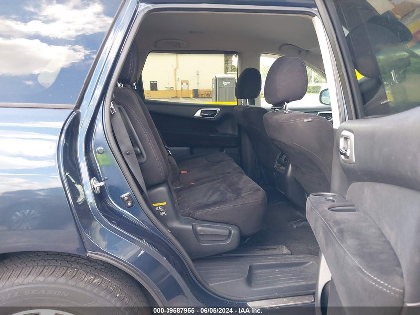 2014 Nissan Pathfinder S VIN: 5N1AR2MM0EC619752 Lot: 39587955