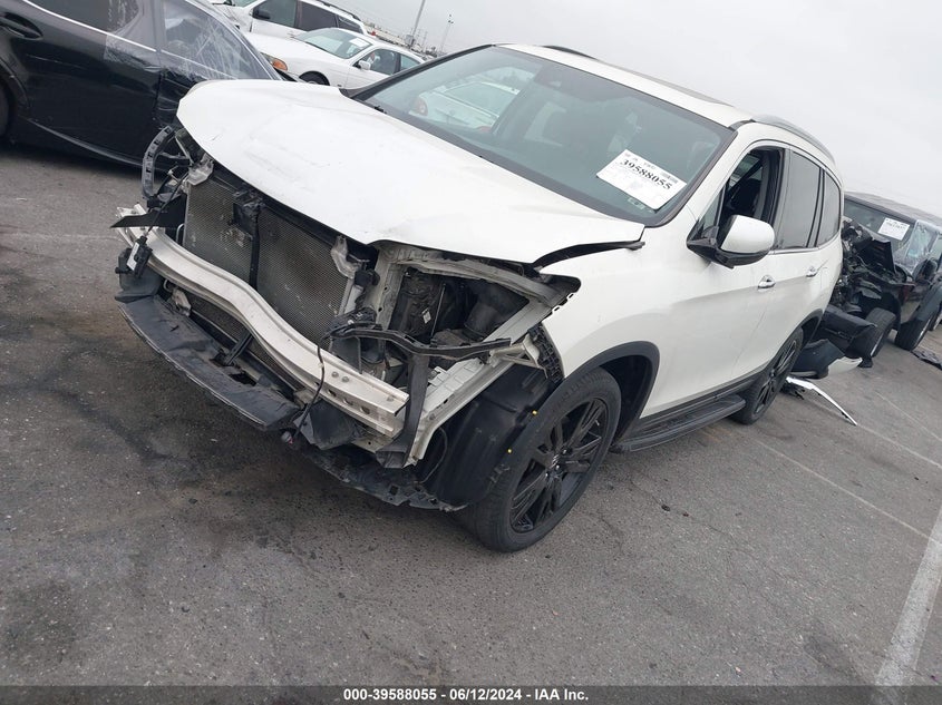 VIN 5FNYF5H9XKB026174 2019 HONDA PILOT TOURING