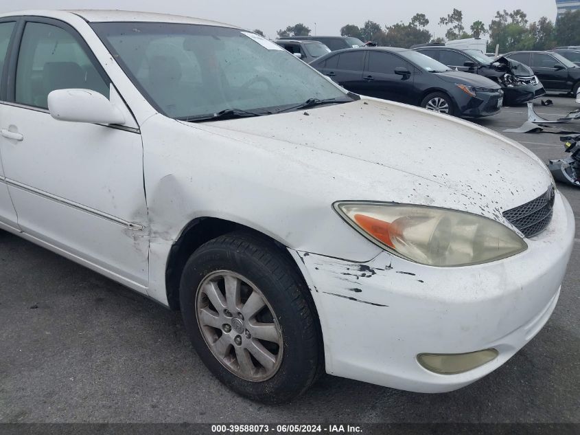 2004 Toyota Camry Xle VIN: 4T1BE30K44U355597 Lot: 39588073