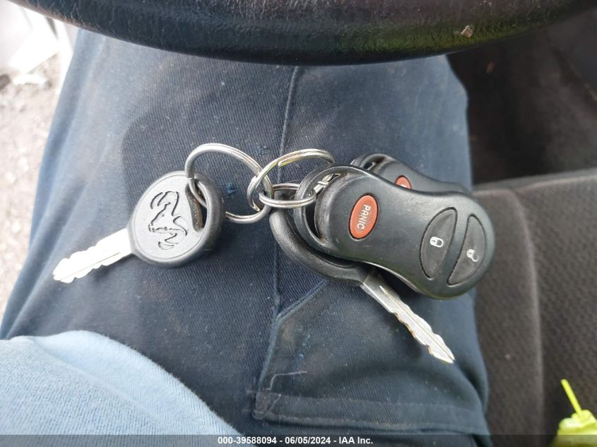 2002 Dodge Dakota Slt VIN: 1B7GG42N82S543033 Lot: 39588094