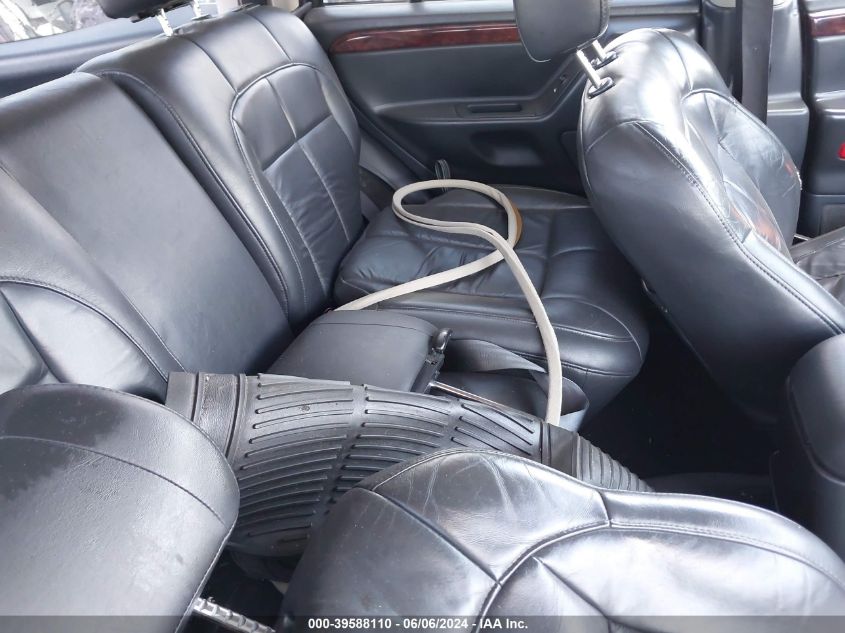 2002 Jeep Grand Cherokee Limited VIN: 1J4GW58N72C150208 Lot: 39588110