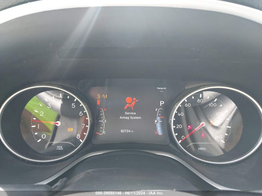 2017 Jeep New Compass Limited 4X4 VIN: 3C4NJDCB0HT635726 Lot: 39588146