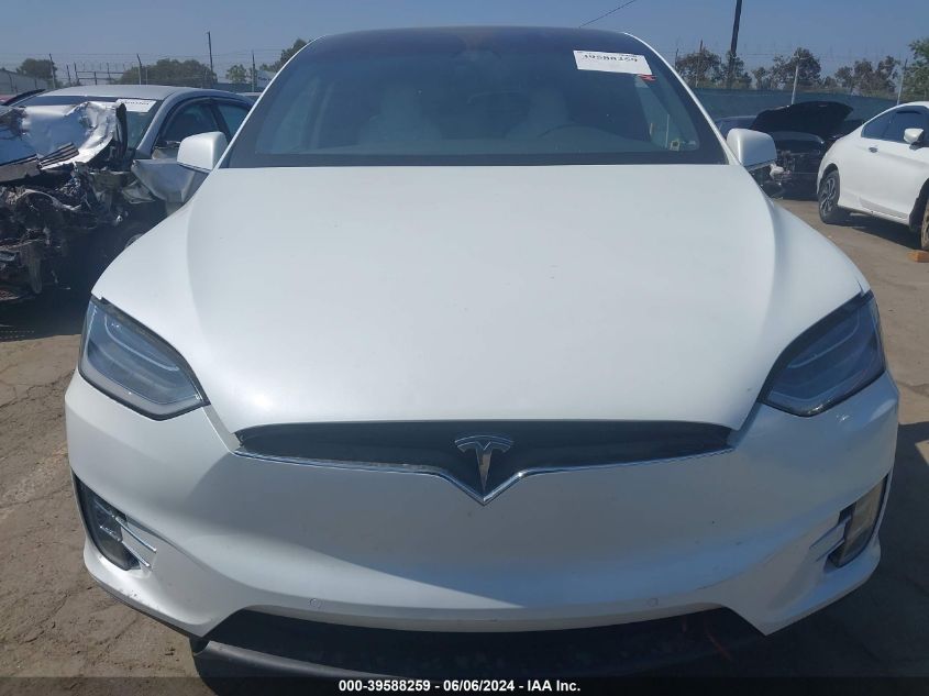 2018 Tesla Model X 100D/75D/P100D VIN: 5YJXCDE20JF140026 Lot: 39588259