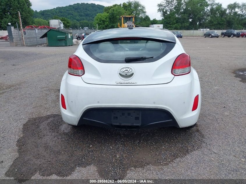 2012 Hyundai Veloster Base W/Gray VIN: KMHTC6AD8CU017873 Lot: 39588262