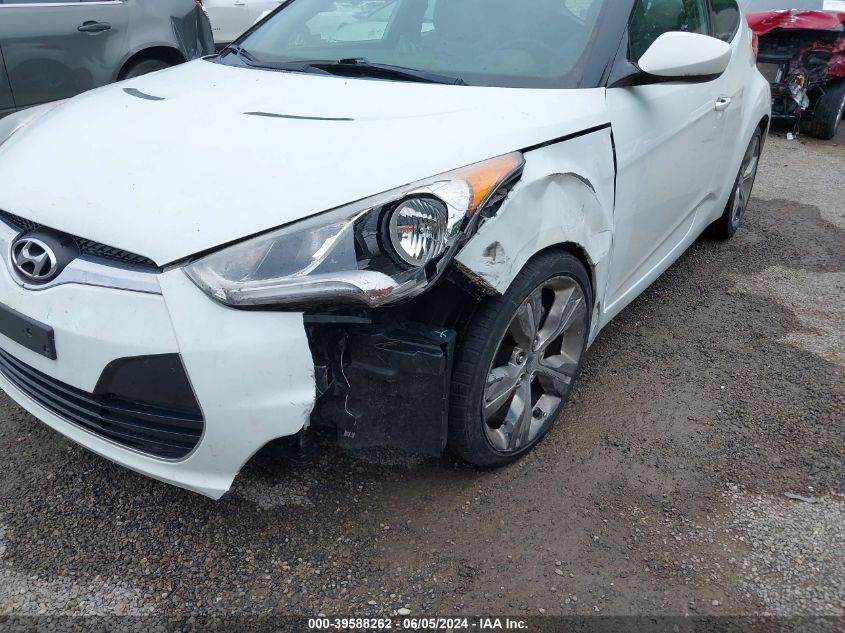 2012 Hyundai Veloster Base W/Gray VIN: KMHTC6AD8CU017873 Lot: 39588262